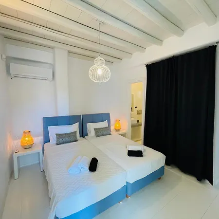 Agnes Mykonos