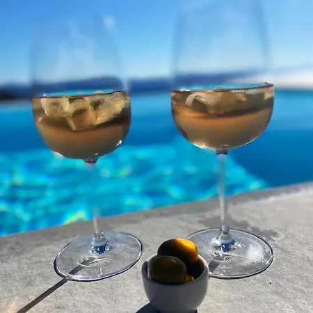 Agnes Mykonos *