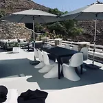 Agnes Mykonos 圣斯特凡诺斯